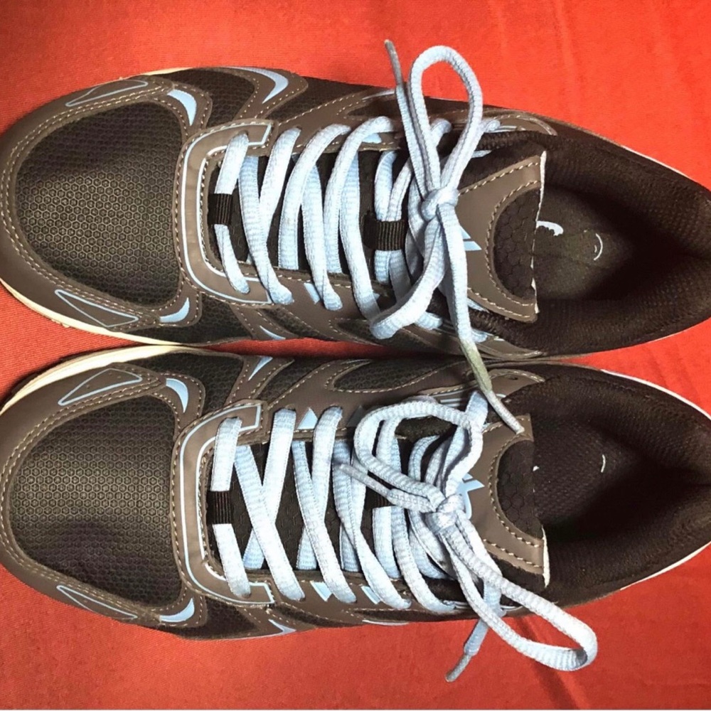 Athletech Black/Light Blue Athletic Women’s 7.5M Sneakers